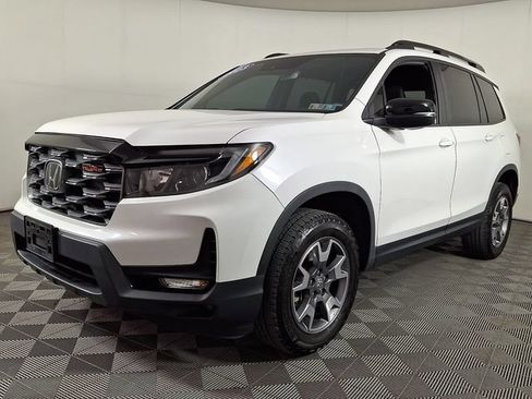 Used 2023 Honda Passport TrailSport image 6