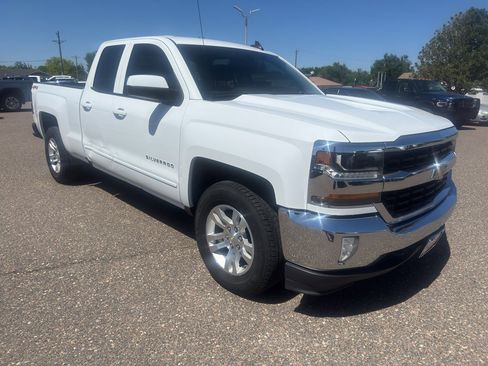 Used 2018 Chevrolet Silverado 1500 LT w/ All Star Edition AWD/4WD image 4