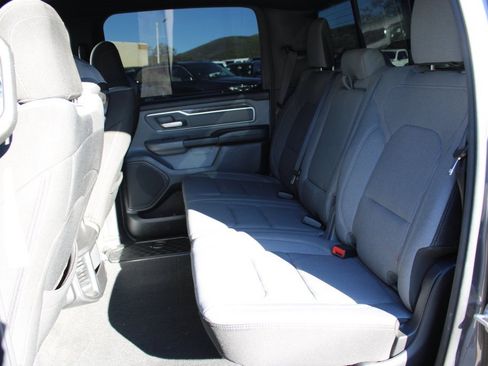 Used 2021 RAM 1500 Big Horn image 28