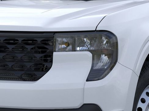 New 2026 Ford Maverick XL image 43