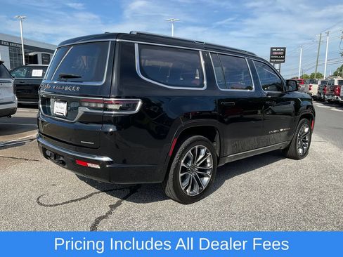 Used 2022 Jeep Grand Wagoneer Series III w/ Flexible Seating Group AWD/4WD image 27