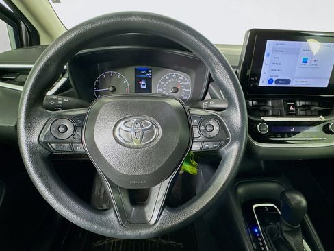 Used 2024 Toyota Corolla LE FWD image 11