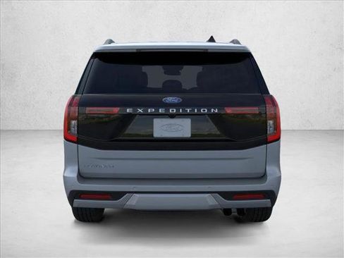 New 2025 Ford Expedition Platinum w/ Platinum Ultimate Package image 5