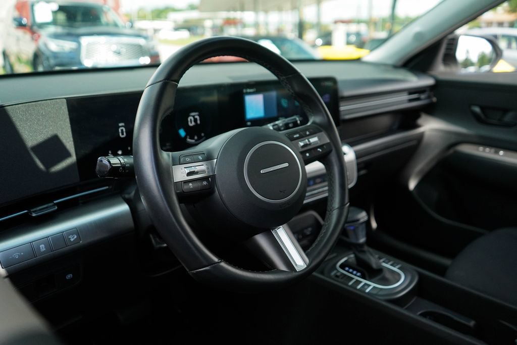 Used 2026 Hyundai Kona SEL Sport FWD image 5