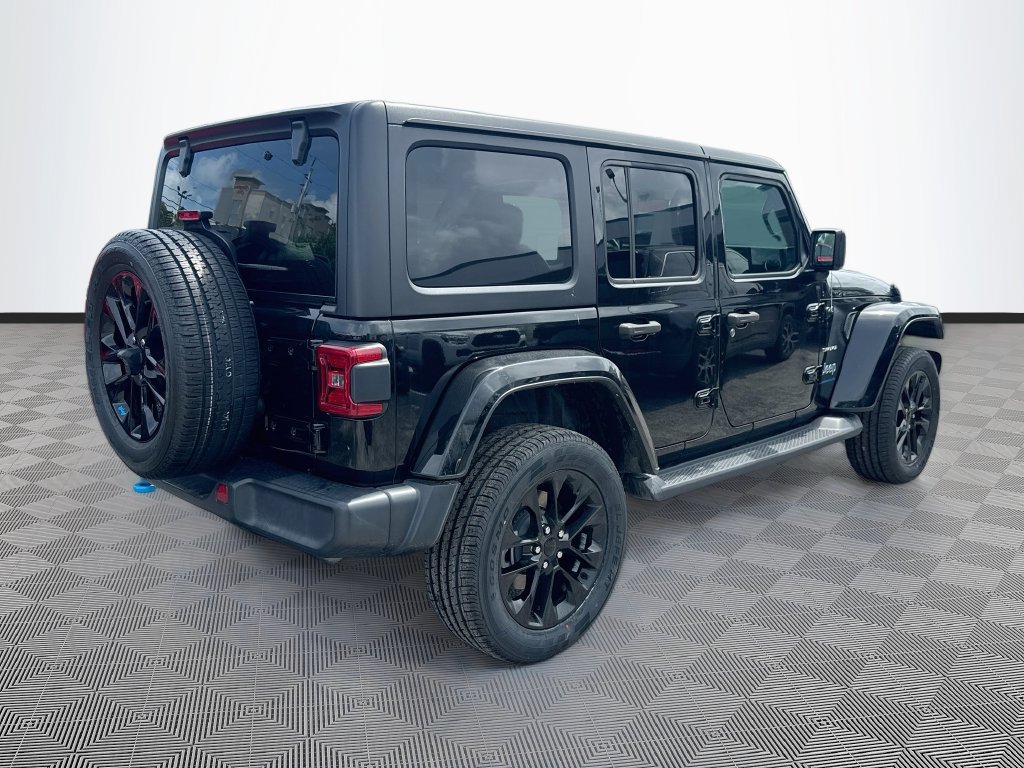 Certified 2023 Jeep Wrangler Unlimited Sahara AWD/4WD image 6