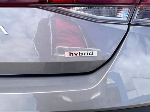 New 2025 Hyundai Elantra SEL image 25