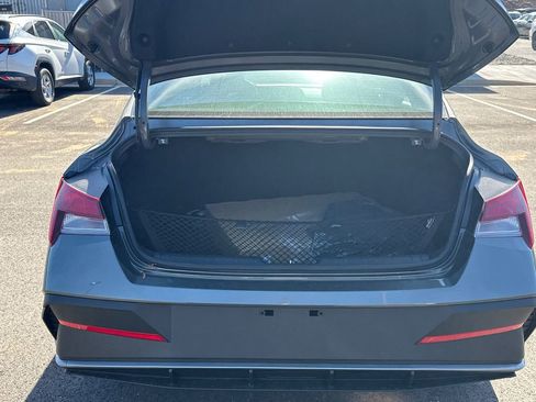 New 2025 Hyundai Elantra Sport image 18