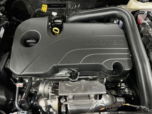 Used 2023 Chevrolet Equinox RS image 26