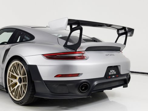 Used 2018 Porsche 911 GT2 RS RWD image 73