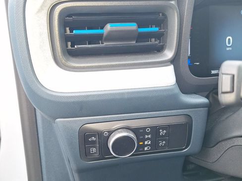 Used 2026 Ford Maverick XLT FWD image 14