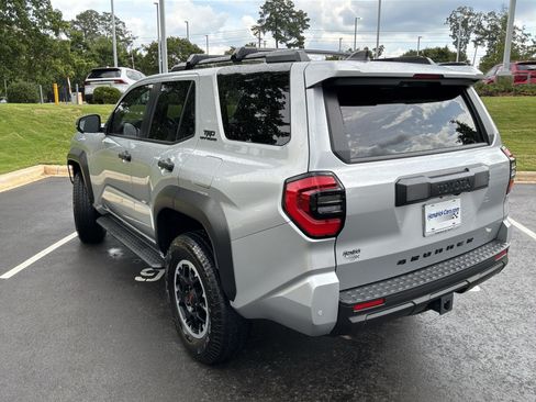 Used 2026 Toyota 4Runner TRD Off-Road Premium AWD/4WD image 8