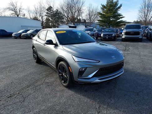 Certified 2025 Buick Envista Sport Touring w/ Convenience I Package image 11