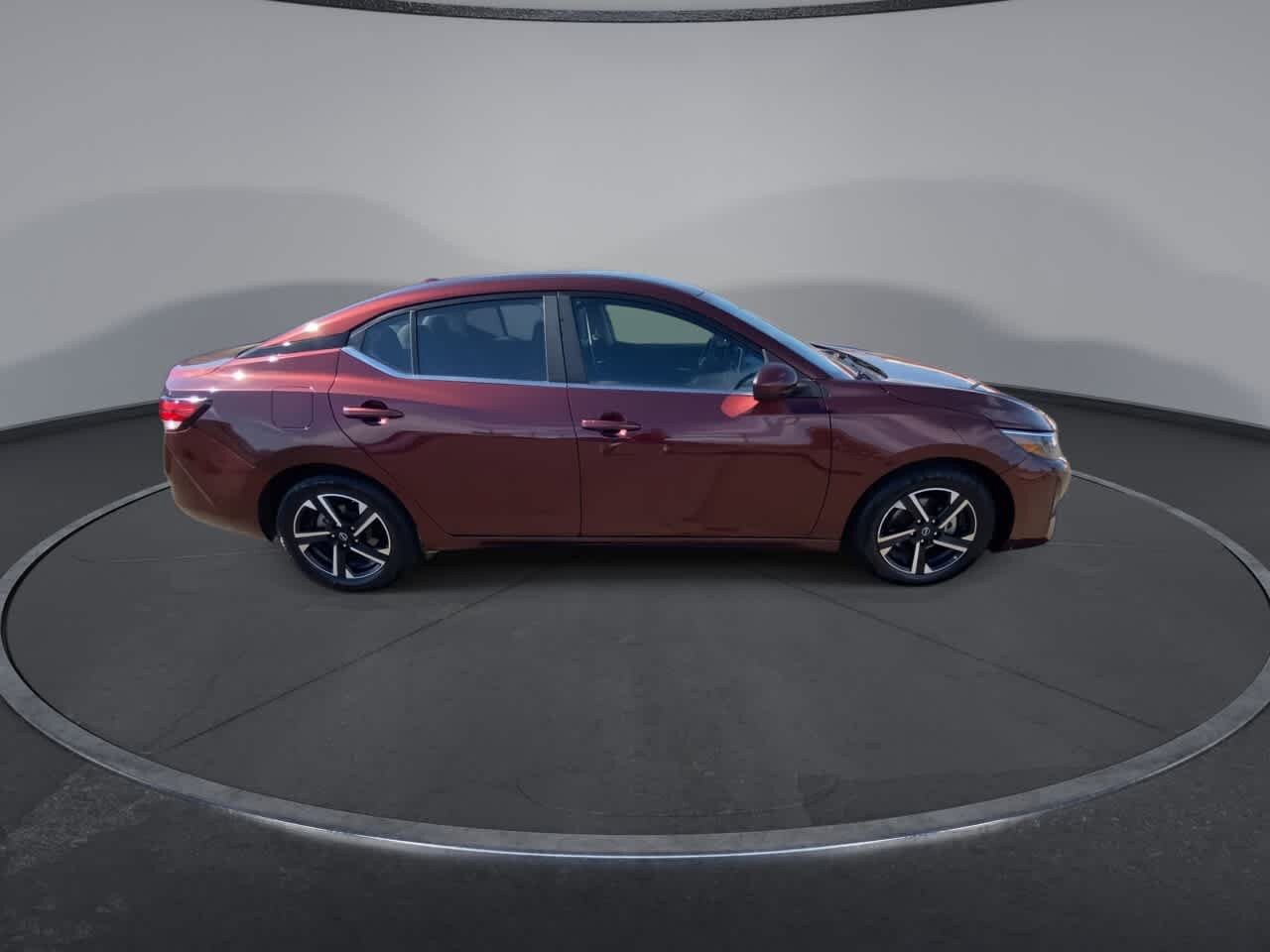Used 2024 Nissan Sentra SV FWD image 2