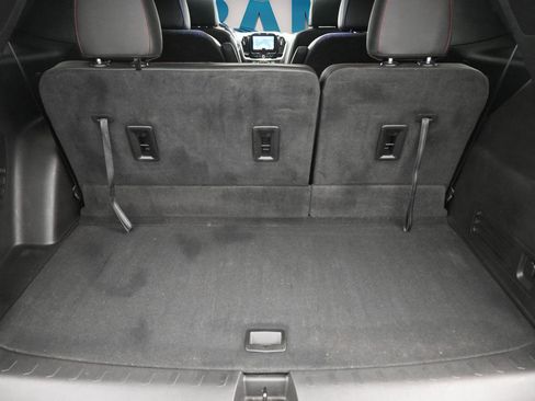 Used 2023 Chevrolet Traverse RS AWD/4WD image 8