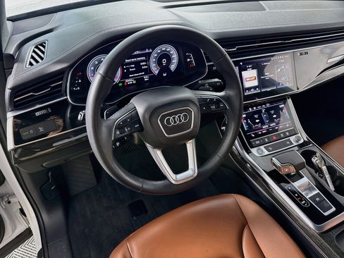 Used 2023 Audi Q7 3.0T Premium w/ Convenience Package AWD/4WD image 24