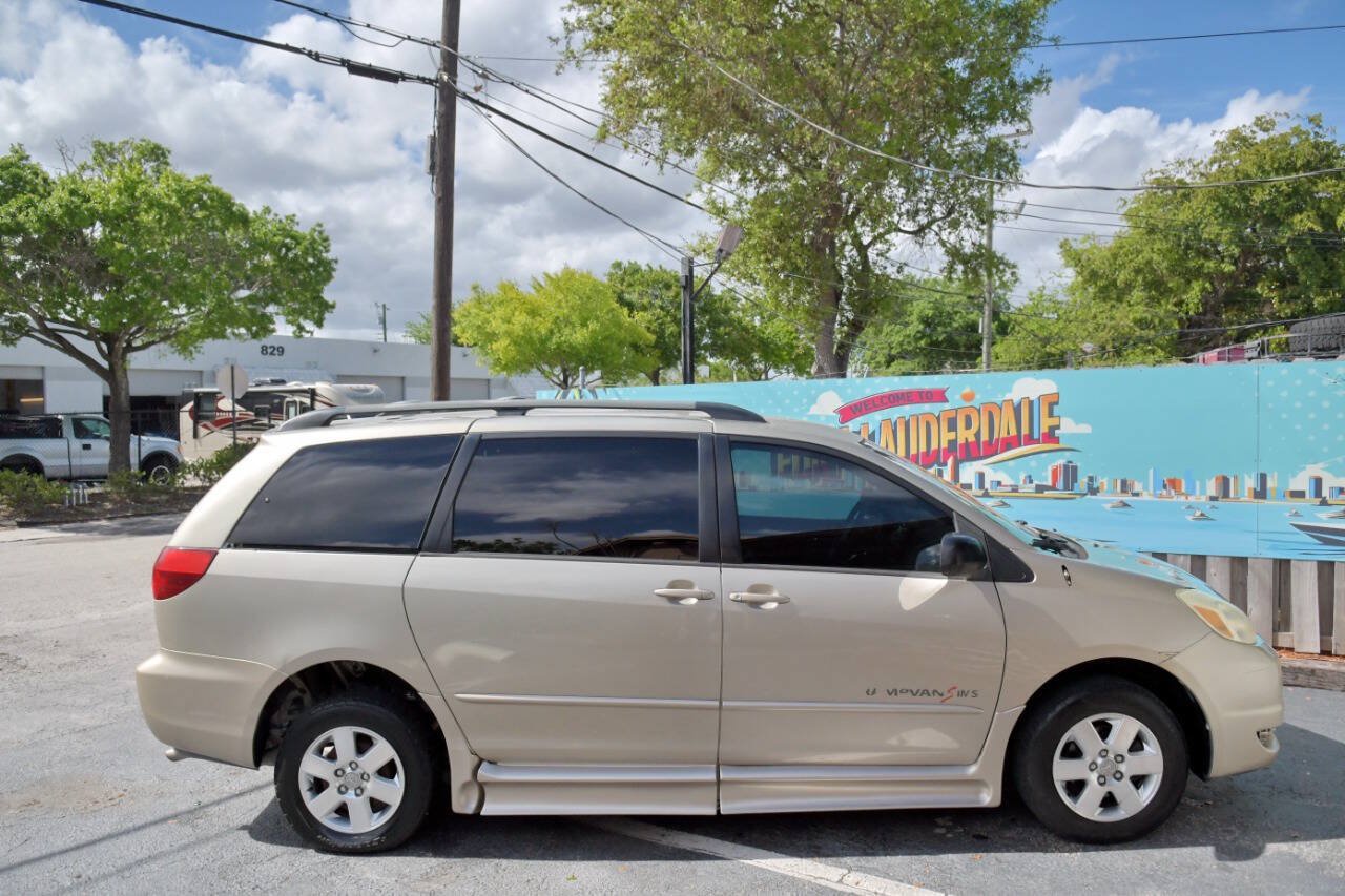 Used 2005 Toyota Sienna LE w/ Assistance Pkg 2 FWD image 35