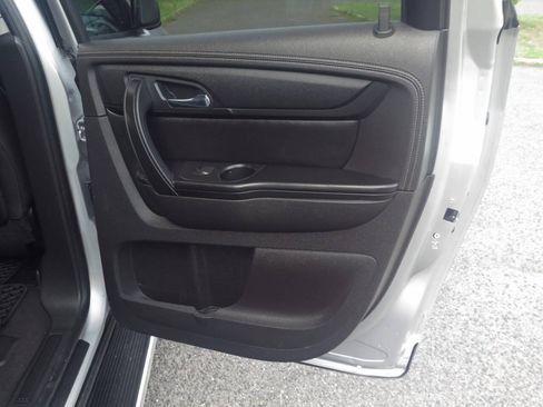 Used 2014 GMC Acadia SLE AWD/4WD image 10