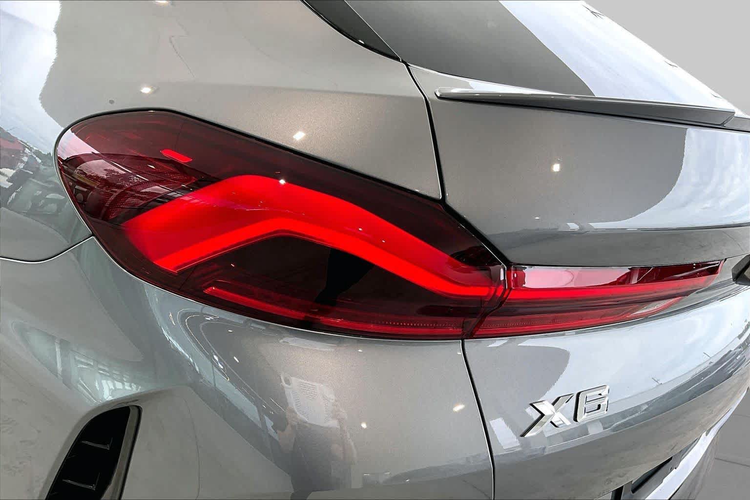 Used 2026 BMW X6 xDrive40i AWD/4WD image 27