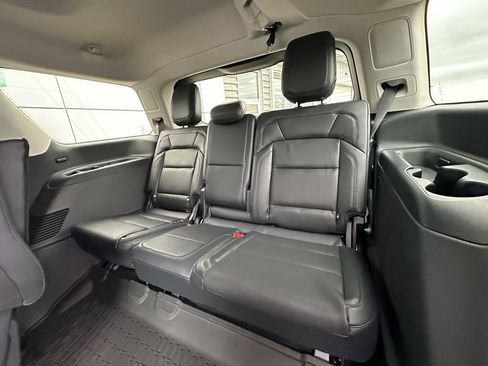 New 2026 Lincoln Navigator Reserve AWD/4WD image 20