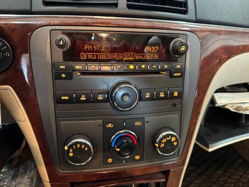 Used 2009 Saturn Aura XE FWD image 35