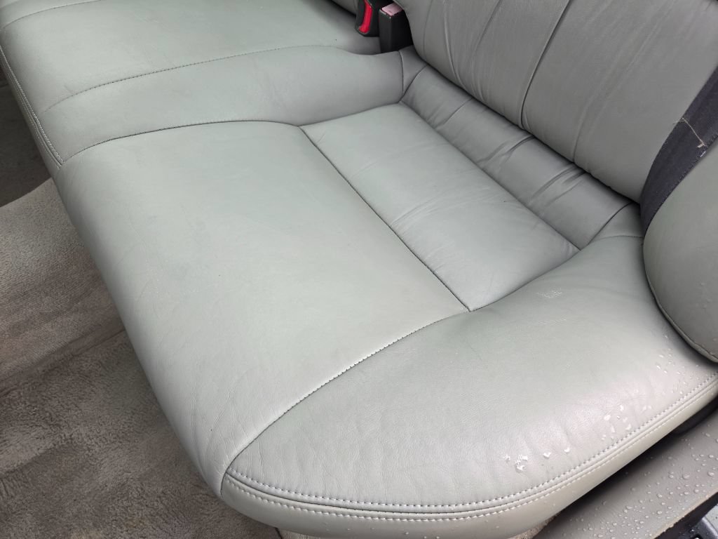 Used 2000 Lexus ES 330 w/ Lexus Value Pkg FWD image 24