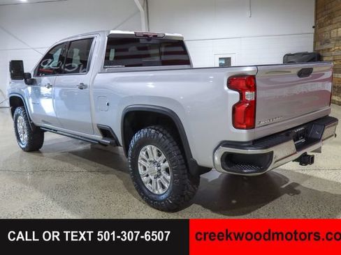 Used 2021 Chevrolet Silverado 3500 LTZ w/ LTZ Premium Package AWD/4WD image 3
