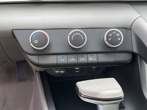 New 2026 Hyundai Elantra SE image 25