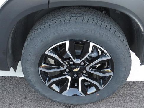 Certified 2023 Chevrolet TrailBlazer ACTIV w/ Sun and Liftgate Package image 10