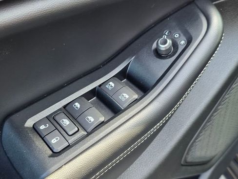 Used 2024 Jeep Grand Cherokee L Limited w/ Luxury Tech Group II AWD/4WD image 27