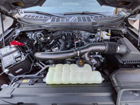 Certified 2025 Ford F150 Lariat w/ Equipment Group 501A Mid image 10