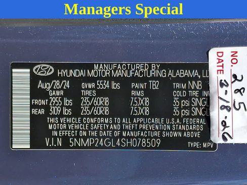 Used 2025 Hyundai Santa Fe SEL FWD image 25