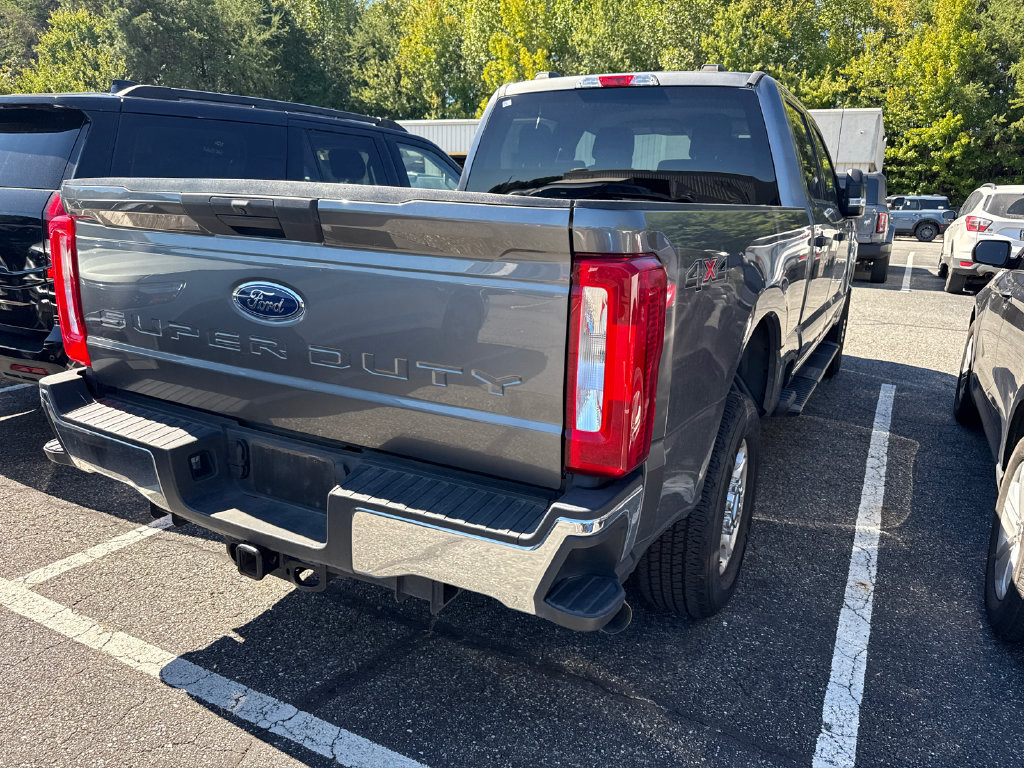 Used 2025 Ford F250 XLT AWD/4WD image 18