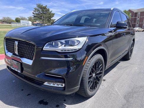 Used 2020 Lincoln Aviator Reserve w/ Equipment Group 202A image 10