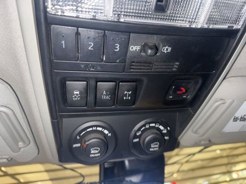 Used 2024 Toyota 4Runner TRD Off-Road Premium image 23