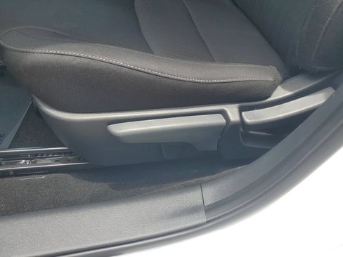 Used 2024 Nissan Sentra SV w/ All-Weather Package FWD image 21