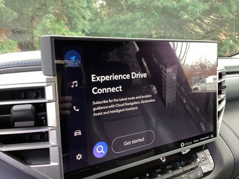 Used 2024 Toyota Tundra Platinum image 16