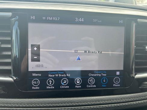 Used 2019 Chrysler Pacifica Limited image 22