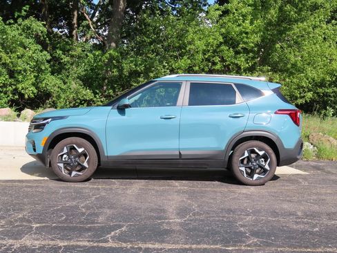 Certified 2026 Kia Seltos EX AWD/4WD image 8