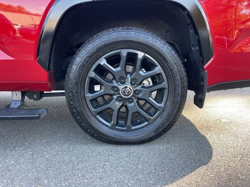 Used 2024 Toyota Sequoia Platinum image 30