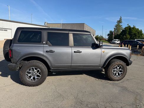 Certified 2024 Ford Bronco Badlands AWD/4WD image 6