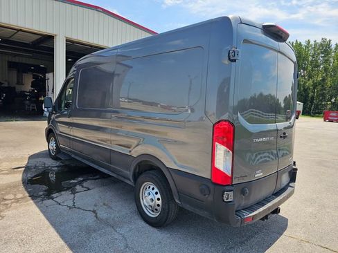 Used 2024 Ford Transit 250 148 Medium Roof Extended AWD image 5