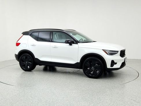 New 2026 Volvo XC40 B5 Ultra w/ Climate Package image 3