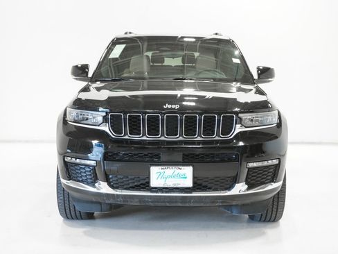 Used 2023 Jeep Grand Cherokee L Limited image 3