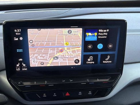 Certified 2023 Volkswagen ID.4 Pro RWD image 28