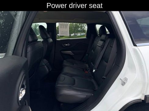 Used 2017 Jeep Cherokee Limited AWD/4WD image 9