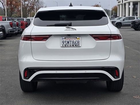 Used 2024 Jaguar F-PACE R-Dynamic S image 5