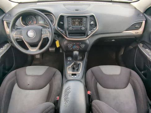 Used 2015 Jeep Cherokee Sport AWD/4WD image 14