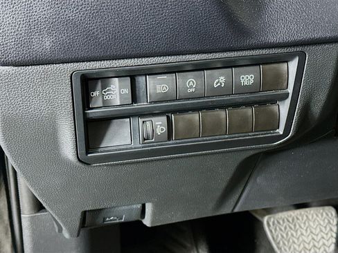 Used 2023 Toyota Tundra SR5 AWD/4WD image 16