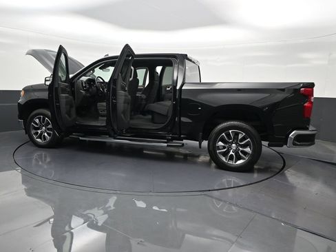 Used 2025 Chevrolet Silverado 1500 LT RWD image 35