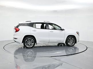 Used 2022 GMC Terrain Denali video 2